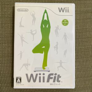 送料無料 Wiiソフト 箱・説明書付き Wii Fit Wiiフィット