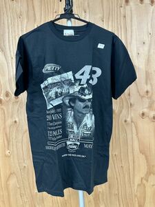 リチャード・ペティ Richard Lee Petty NASCAR 43 Tシャツ Mサイズ 未使用品 ヴィンテージ キング カーズ cars STP #43 アメリカン Legend