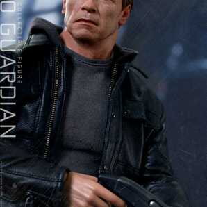 《格安セール》 ホットトイズ 1/6 『ターミネーター:新起動/ジェニシス』 T-800/守護神 【ノーマルヘッド】 HOTTOYSの画像8