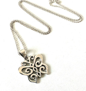  England antique silver made craft silver necklace pendant open design butterfly butterfly sterling silver stamp equipped 