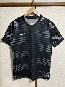 ★【NIKE：ナイキ】レディース＆キッズ DRI FIT 速乾 ボーダー半袖Tシャツ ランニング トレイル フットボール ジム sizeL/ブラック