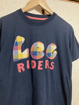 ★【LEE RIDERS：リー ライダース】キッズ＆レディース チェック刺繍 ロゴ 半袖Tシャツ size160/ネイビー_画像2