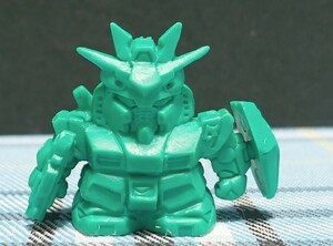 ニューガンダム レアカラー 深緑 ガン消し 本弾 SDガンダム 消しゴム 