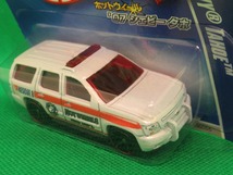 ホットウィール　’07　シェビータホ　CHEVY TAHOE レスキュー　救急車　AMBULANCE_画像2