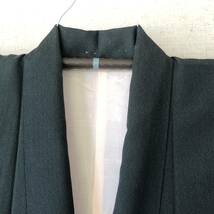 弓道　女性用　中古　紋付着物　絹　たすき付　　袴用　裄66センチ　20230820-02 送料は商品説明にあります。_画像4
