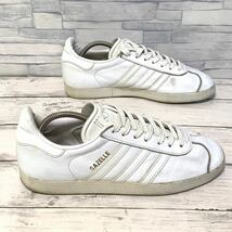 R4468bh【adidas アディダス】24.5cm スニーカー ホワイト メンズ 靴 ローカット シューズ Originals オリジナルスGAZELLE ガゼル BB5498_画像3