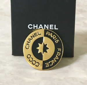  Chanel брошь bai цвет Gold черный COCO leaf золотой круг *