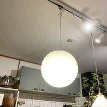 IKEAペンダントライト大30cm① LED球付きダクトレール対応 天井照明_画像1
