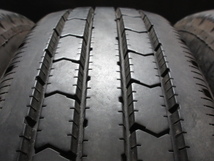 中古タイヤ　215/75R15　ブリヂストン　R202　9ｍｍ　2018年式　4本セット_画像3