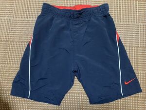 ★送料無料★ ナイキ NIKE 水着 120cm 中古美品 海水パンツ 子供用 小学生 男の子 キッズ 男児 ブラック