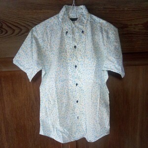 ( beautiful goods ) short sleeves shirt ( men's Bigi )( floral print ) ( made in Japan )