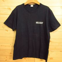 ◎DELICIOUS デリシャス◆半袖 Tシャツ HOLIDAY プリント SURF BEER CAMP◆メンズ 紺 Mサイズ◆A2326_画像2