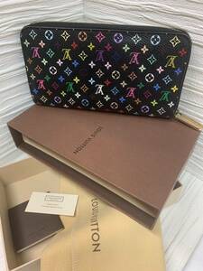 LOUIS VUITTON ルイヴィトン ジッピーウォレット 長財布 M60243