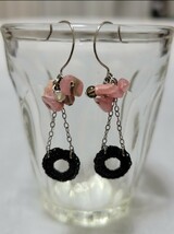 【ジャンク含む】BLACK/PINK系ピアス3点セット トルコの手彫り/イマージュIMAGE COLLECTION インカローズ/韓国アクセ ラインストーンフープ_画像4