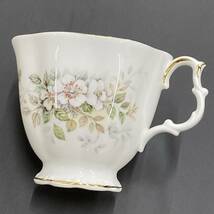 ROYAL ALBERT HAWORTH ロイヤルアルバート ハワース ボーンチャイナ イングランド カップ&ソーサー 金彩装飾 一客_画像2