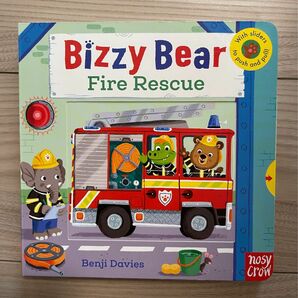 英語絵本　しかけ絵本　bizzy bear fire rescue