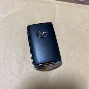 未使用保管品☆送料無料☆新型マツダ　2ボタン スマートキー　マツダ純正スマートキー　CX5 CX8 CX-30 等々　　42