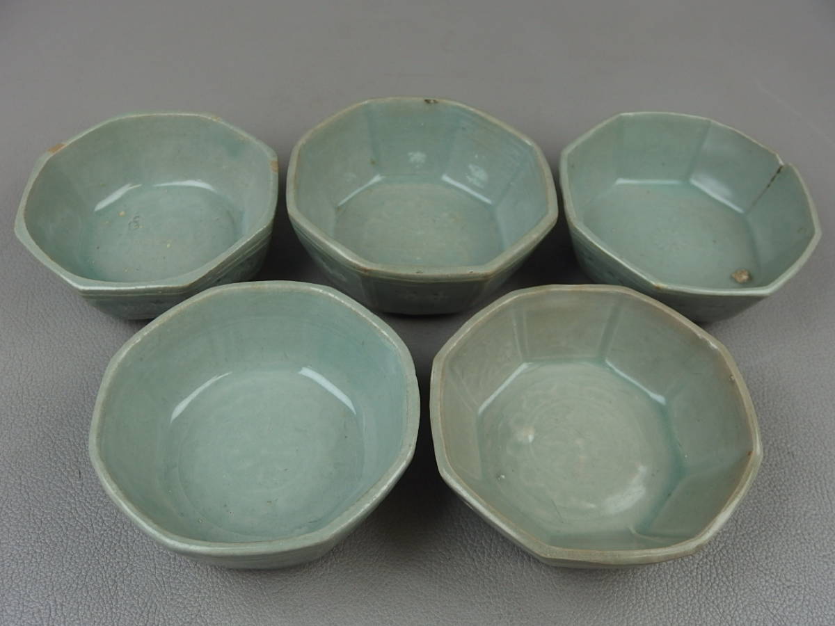 骨董・茶道具】☆李朝高麗時代高麗青磁白黒象嵌菊文八角鉢5客en039sll