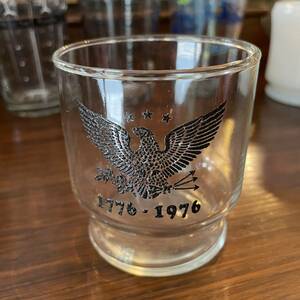 希少品！70's アメリカ独立記念1976グラス　アメリカヴィンテージ星条旗イーグル　USA食器/ニューヨークカリフォルニア雑貨アンティーク