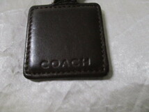 COACH コーチ 茶ブランドロゴ入りキーホルダー（USED）82423)_画像2