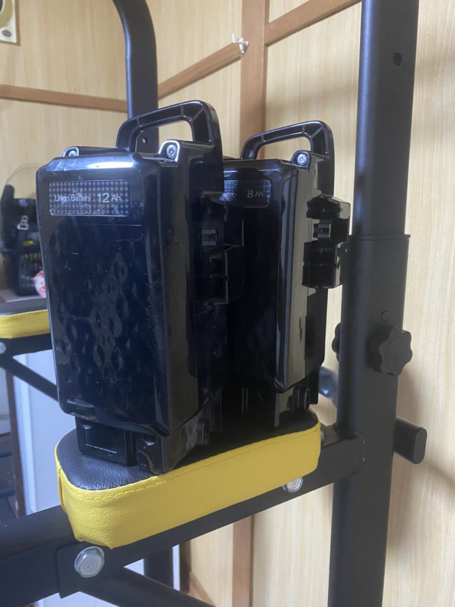 Panasonic 電動アシスト自転車バッテリー 中古品 8AH + AH 長押し5