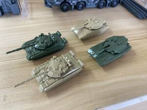 131 4D 1/144 戦車4個セット mm1085 メルカバ＆T-80