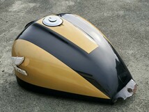 ★ 750カスタム エクスクルーシブ ビッグタンク エンブレム付 流用にも！ 検》CB750カスタム RC04 純正オプション？ 社外？ 補修ベース ★_画像1