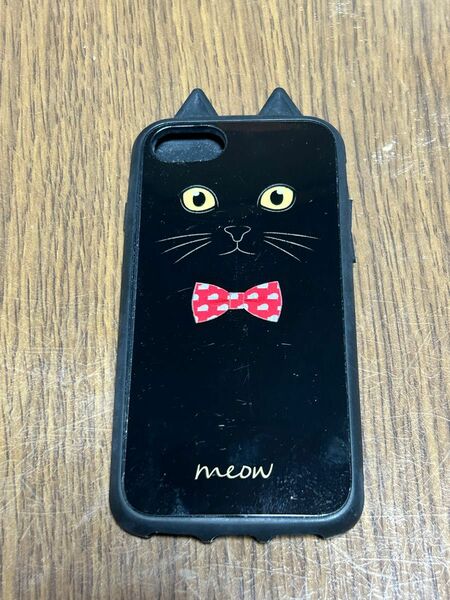 かわいい黒猫 スマホケース iPhoneケース iPhone7/8/SE対応