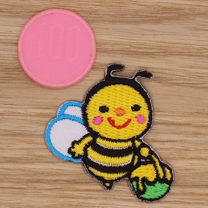 【Ｓサイズ】アイロンワッペン NO.427 ハチ はち ＢＥＥ 蜂 ミツバチ みつばち【郵便定形】