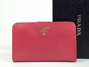 プラダ 財布 二つ折り レザー ピンク コンパクトウォレット 返品保証