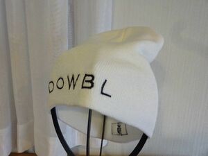 ￥ DOWBL ￥OUTGROW　レディース・メンズ　白色帽子　ニット帽　サイズ５６cm〜５９cm　キャップ　帽子