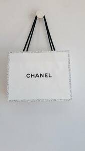 シャネル CHANEL ホワイトショップ袋