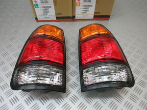 689Tun.2000-2006 US トヨタ タンドラ テールランプ 左右set 純正OEM NEW！ EAGLE EYES製 689BLR STD