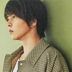 【送料込み・即決】山下智久｜切り抜き 2P｜雑誌 ViVi 2018年 12月号｜連載 P's STYLE