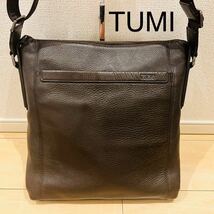 【美品】TUMI トゥミ ショルダーバッグ クロスボディバッグ ダークブラウン 68602WLT袋付き！_画像1