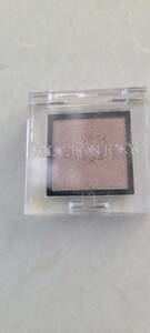  Adi comb .n* popular eyeshadow *0004P