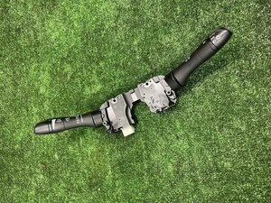 230406-4866 日産 NISSAN スカイライン v36 (カラーK23) 内装 コンビネーションスイッチ ワイパースイッチ ウインカースイッチ (A)