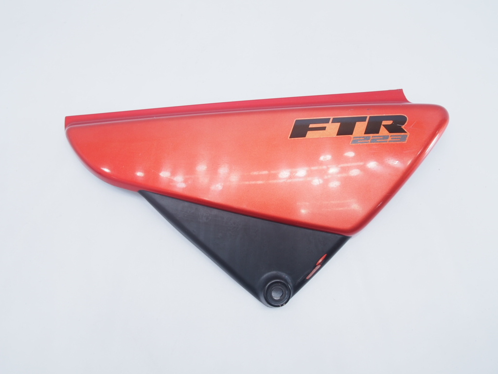 2023年最新】ヤフオク! -ftr223 サイドカバー(自動車、オートバイ)の