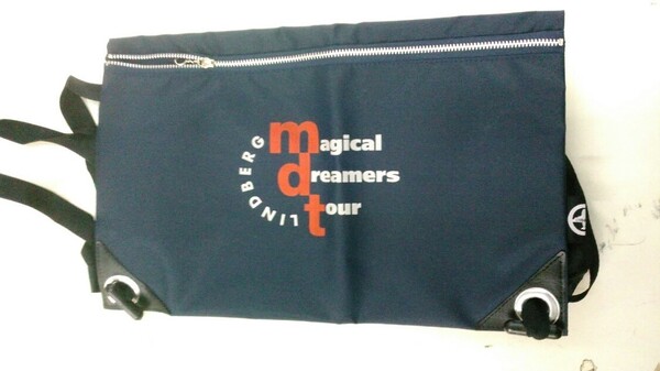 LINDEBERG magical dreamers tour リンドバーグ コンサート ライブ ツアーグッズ バック、紺色、約 A3サイズです。