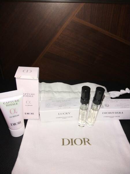 新品 未使用 Dior メゾン クリスチャン ディオール Lucky ラッキー ディオリビエラ カプチュール トータル ル セラム 美容液 ポーチ 香水