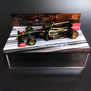 ミニチャンプス ロータスルノーR31 2011 No9 1/43 PMA