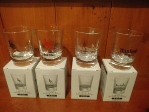 送料込み　ワイルドターキー　ショットグラス　　　４種　4個　バーボンウイスキー　新品　ストレートグラス　複数あり