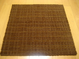 日本製タイルカーペット（１２枚）厚み１４ｍｍ（１１７０）在庫５８枚・裏面不織布・１枚２２０円～