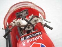 ♪GUILOY ギロイ YAMAHA YZR 500/N.ABE-TEAM ANTENA3 YAMAHA D’ANTIN Ref.13644 阿部典史 ダイキャスト製 ミニカー バイク♪経年保管品_画像9