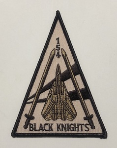 米海軍 VF-154 "BLACK KNIGHTS" 航空機パッチ(三角形・F-14・剣・デザートカラー)