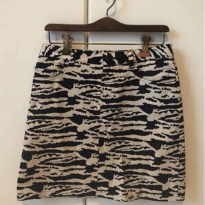 A.P.C. スカート