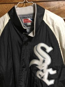 ミズノ製　ホワイトソックス風　ナイロン　スタジアムジャケット　スタジャン 白×黒　ブラック　MIZUNO製　WHITE SOX風　日本製　サイズO