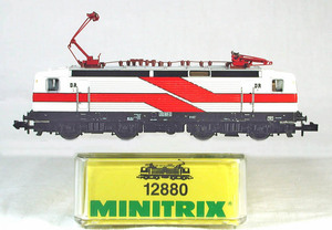 MINITRIX #12880 ＤＤＲ（旧東ドイツ国鉄） ＢＲ２１２電機　ホワイトレディー塗装