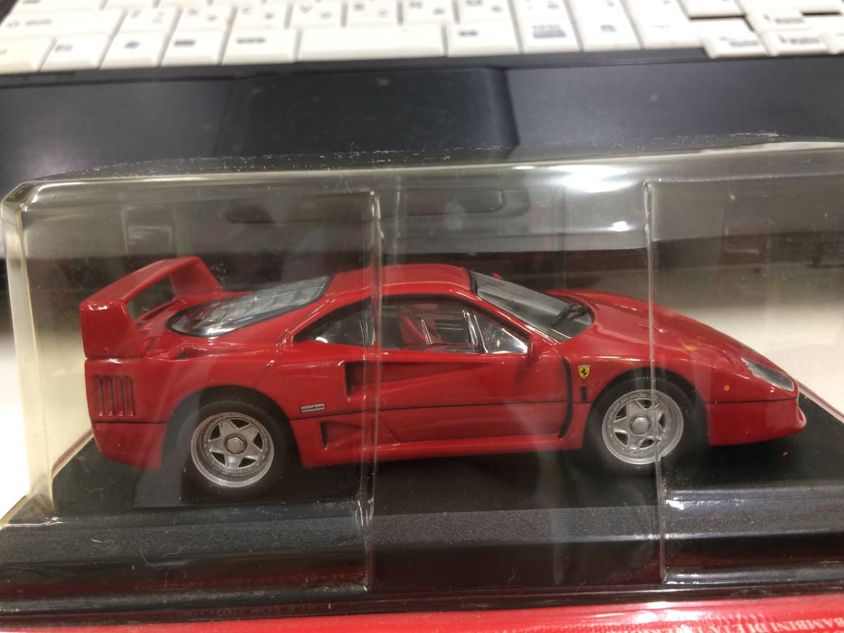 ☆Ferrari☆Ferrari F40(赤色)ミニカー 1/43スケール ☆未開封☆M2140