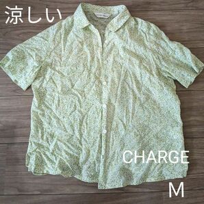 charge 花柄半袖シャツ 小花柄